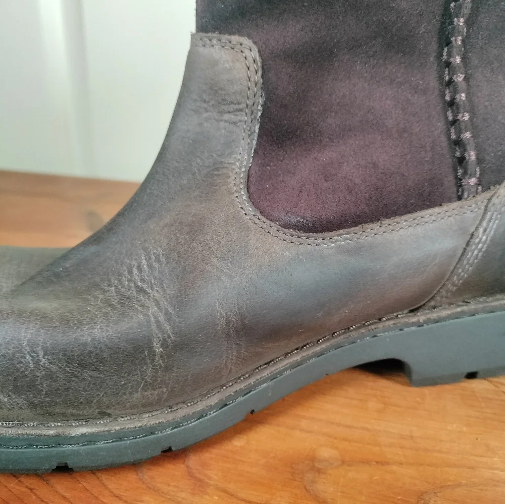UGG Men's Foerster Waterproof Boots Brown Leather‎ Suede Size 8 EEE Extra Wide